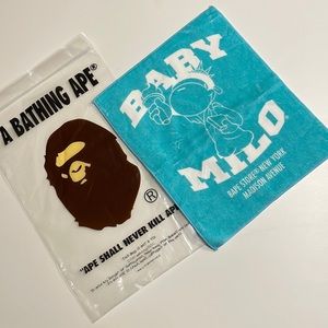A bathing ape baby milo hand towel